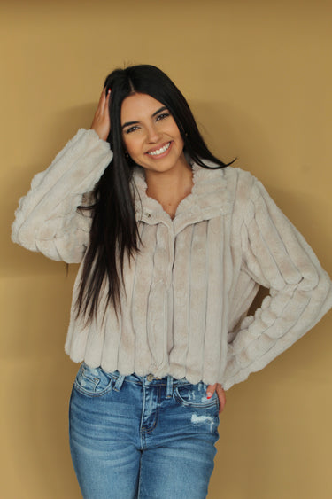 Faux Fur Crop Jacket-Cream