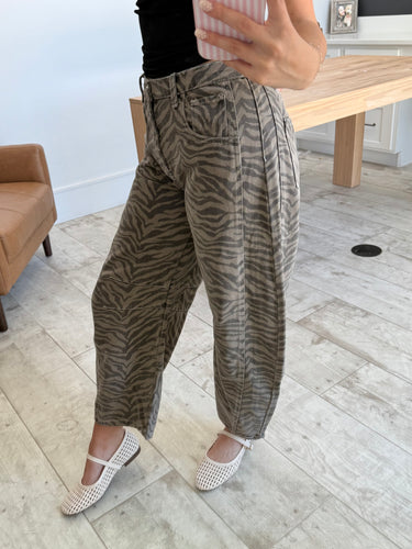Zebra Barrel Jeans