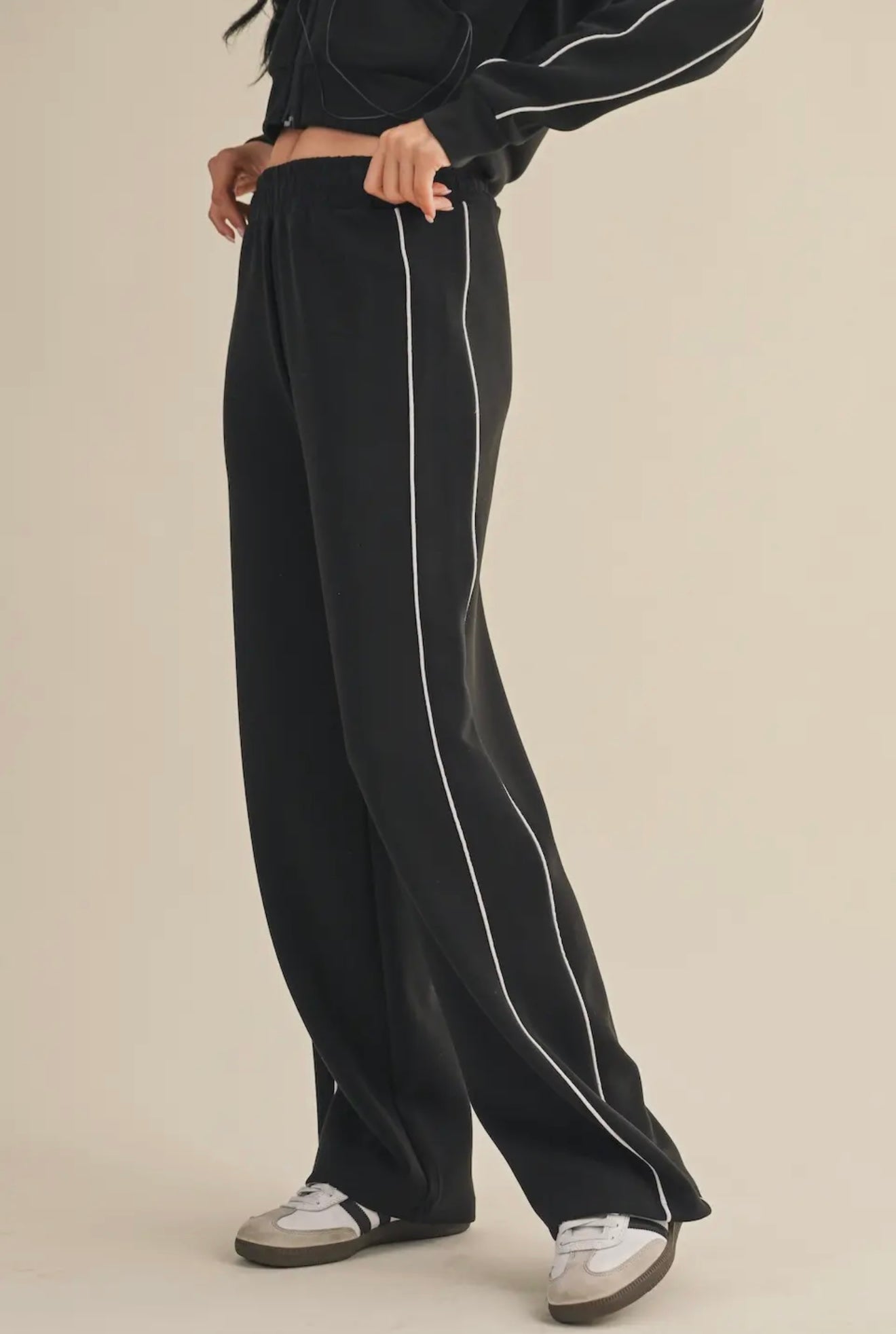 Black Side Piping Pants