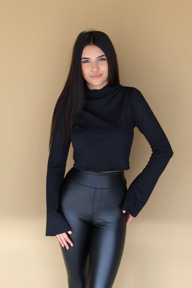 Long Sleeve Black Crop